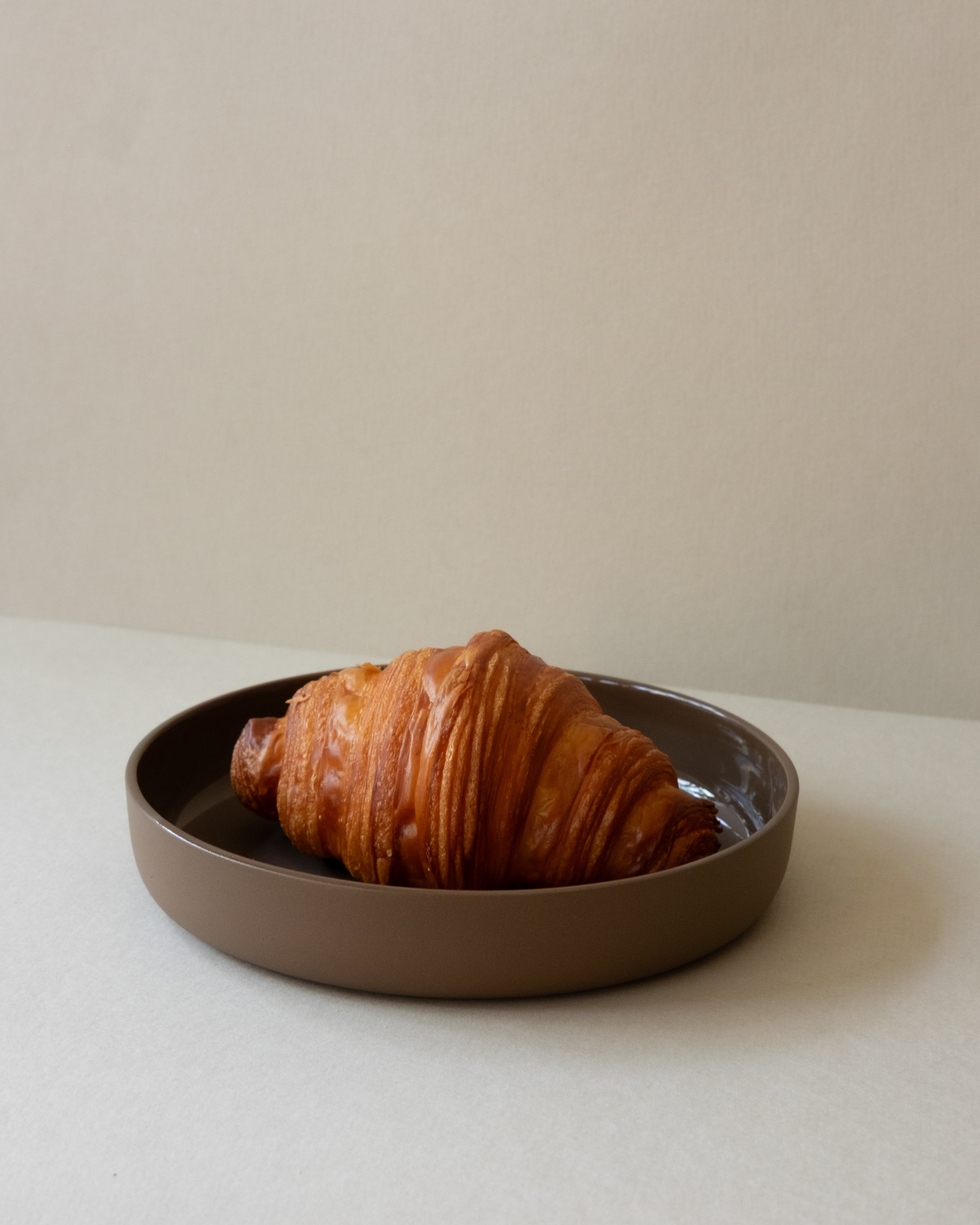 MOON MEDIUM · chocolate