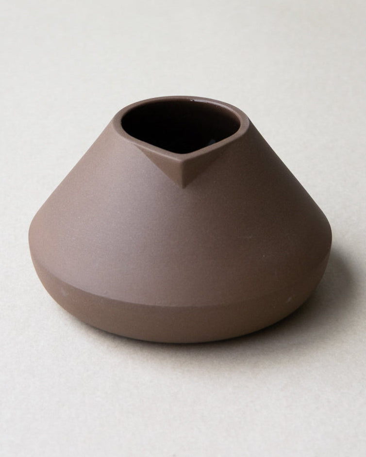 BIRD jug · chocolate