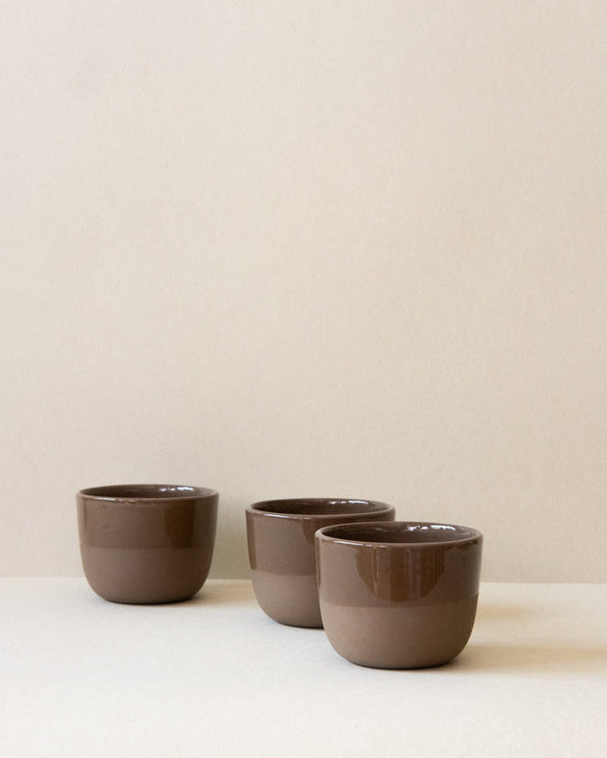 BASIC CUP MEDIUM · chocolate