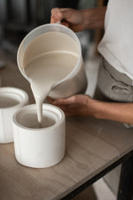 Lade das Bild in den Galerie-Viewer, HUSK Ceramics - Ceramics Workshop
