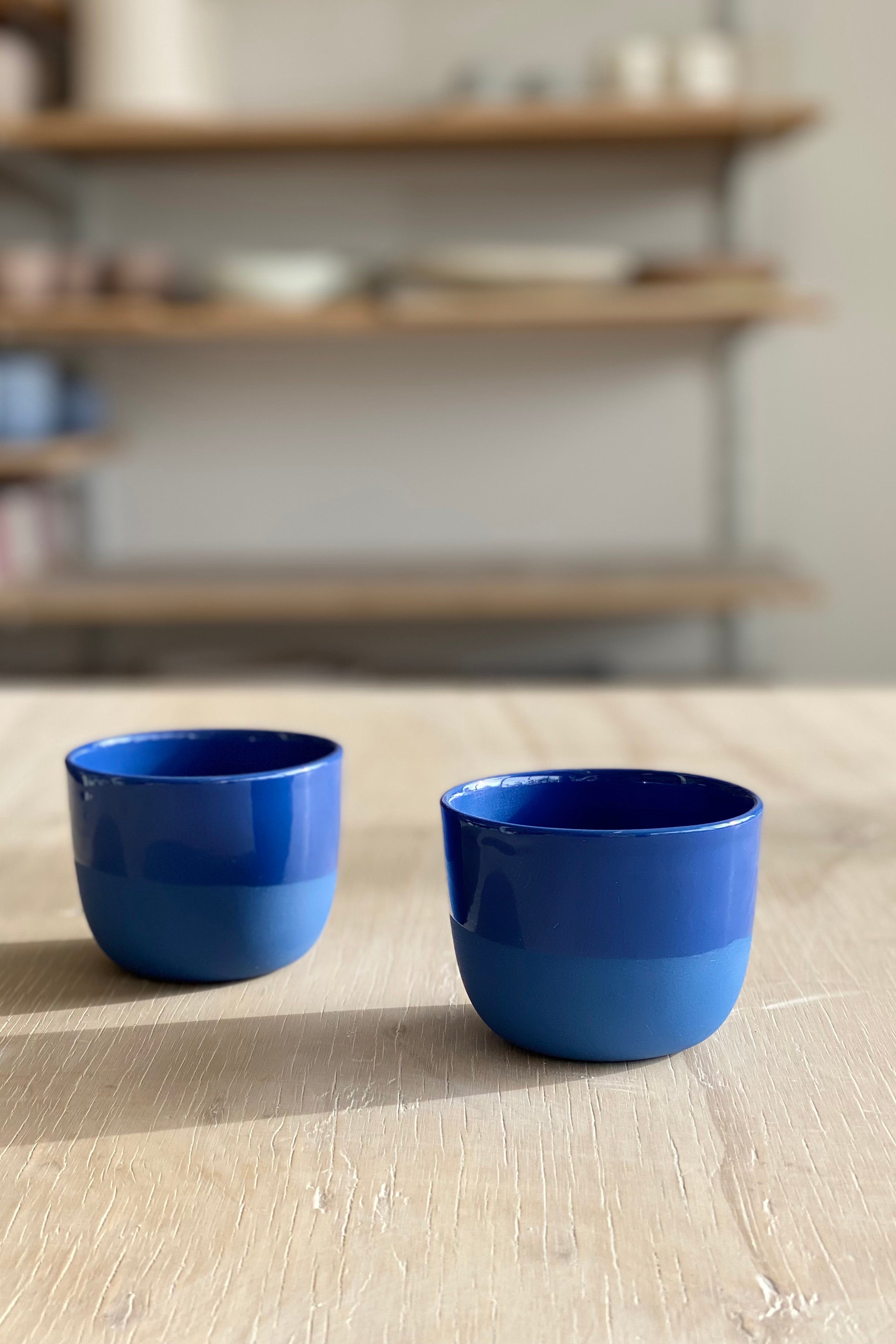 BASIC CUP MEDIUM · indigo