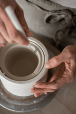 Load image into Gallery viewer, workshop slipcasting porcelain : &quot;THE COLLECTION&quot; | 2 cups

